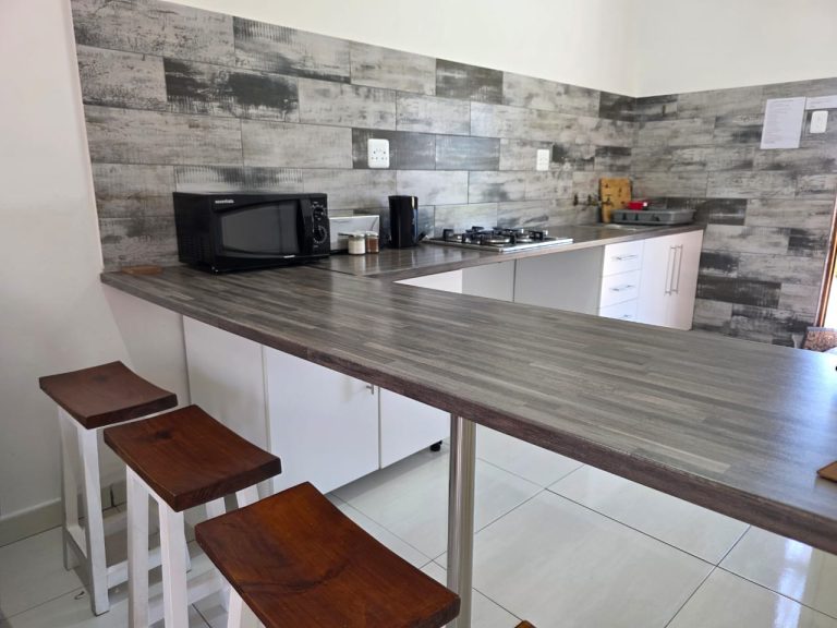 Little Sisters Self Catering Unit – Ingwe, South Africa