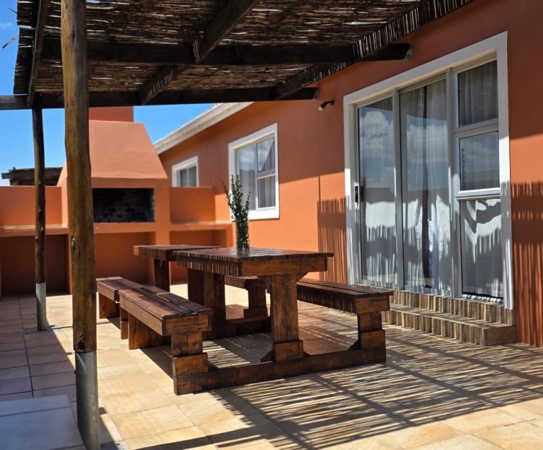 Little Sisters Self Catering Unit – Ingwe, South Africa